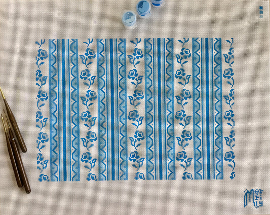 Blue and White Rose 13 Mesh